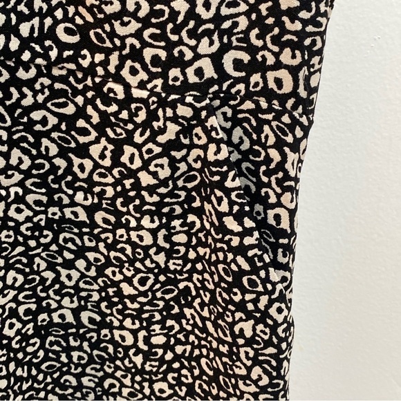 𝅺loft Size 12 Women's Sheath Dress Black & Tan Sleeveless Ruffle Hem Pockets 🌟 - Picture 2 of 4